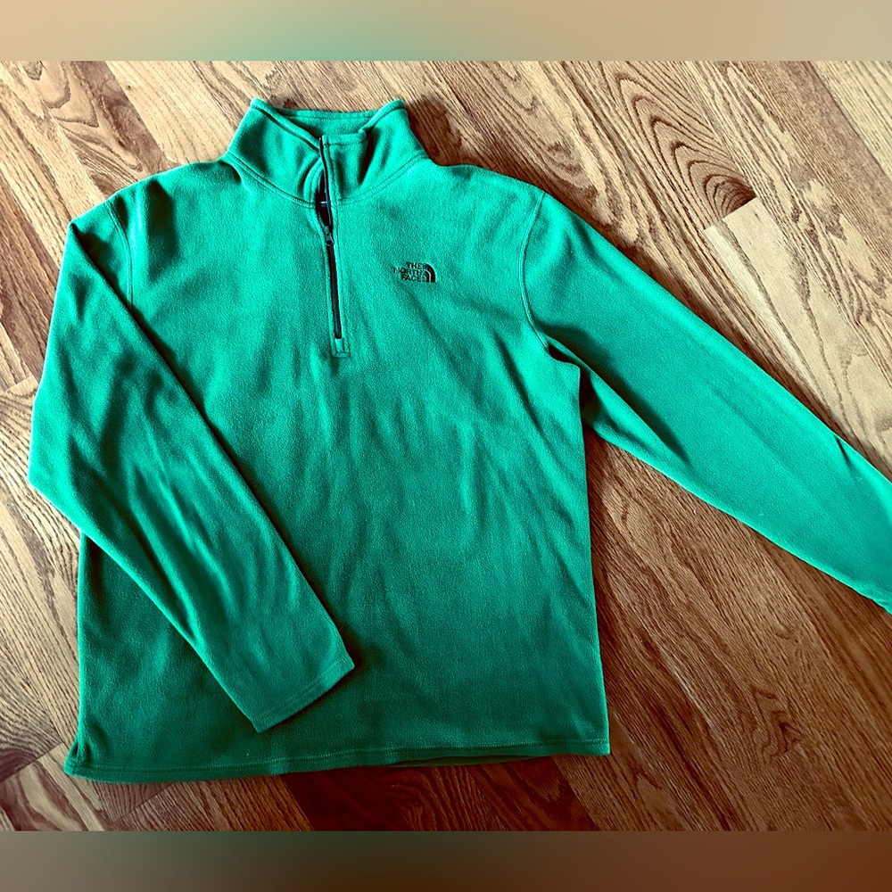 Men’s size M North Face Half zip